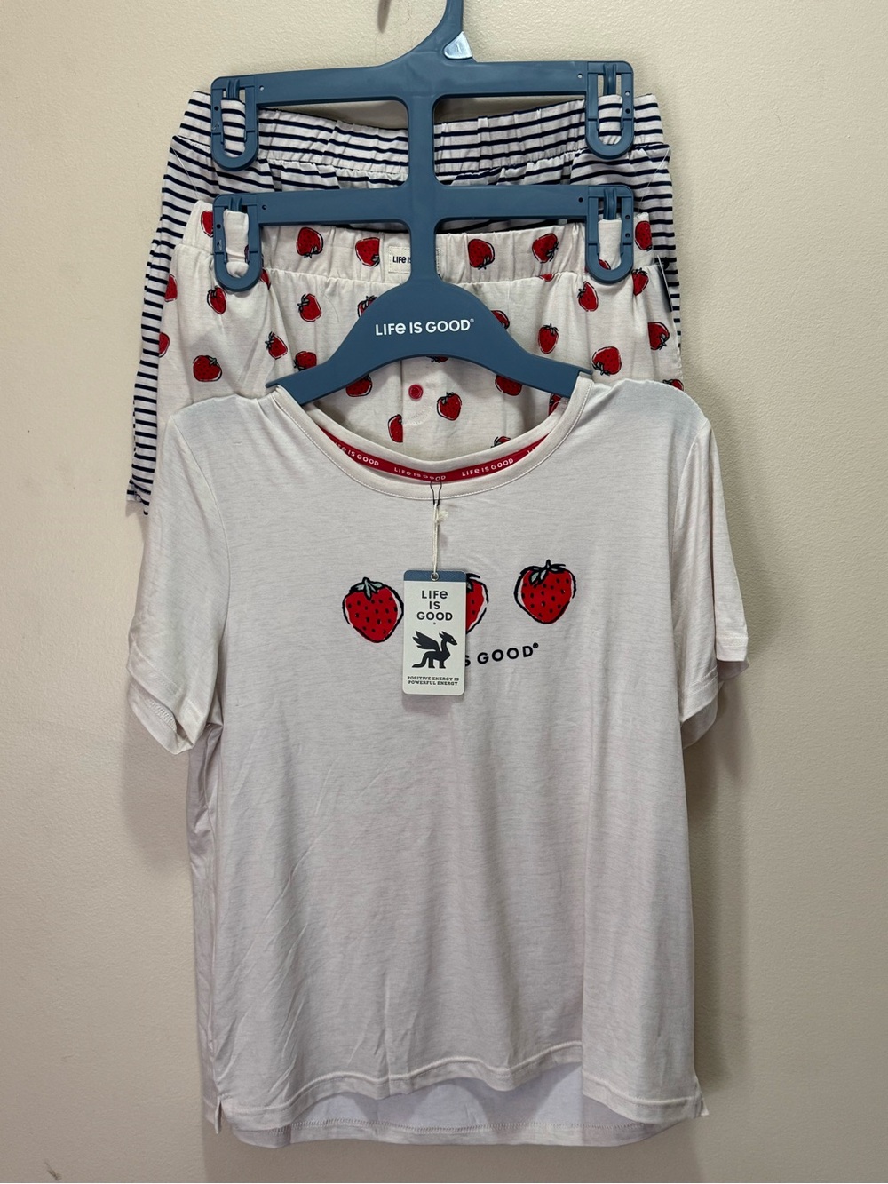 NWT Life Is Good Strawberry 3 Piece Sleep Set